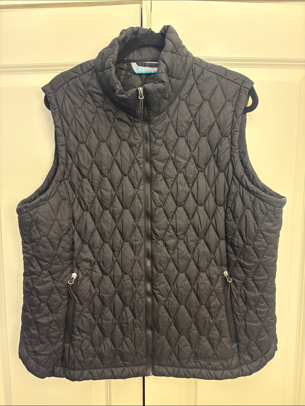 Free Country Black Quilted Vest with Teal Accent